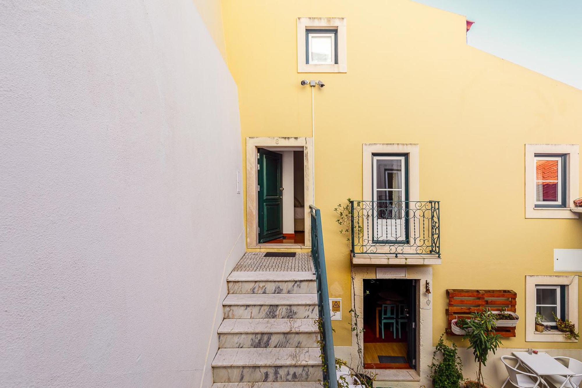 Pateo Santo Estevao-Self Catering Apartments Lisboa Rum bild