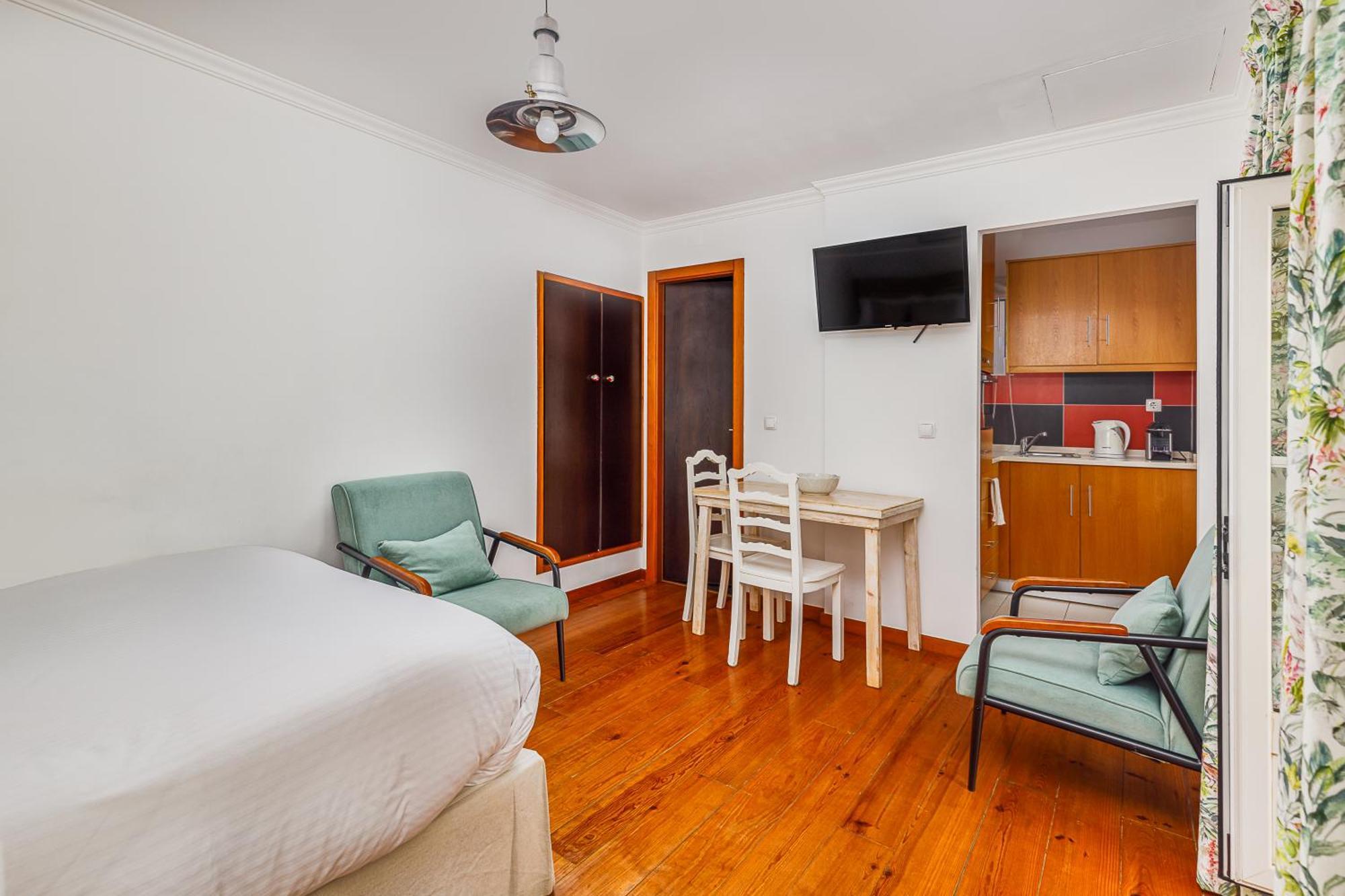 Pateo Santo Estevao-Self Catering Apartments Lisboa Rum bild